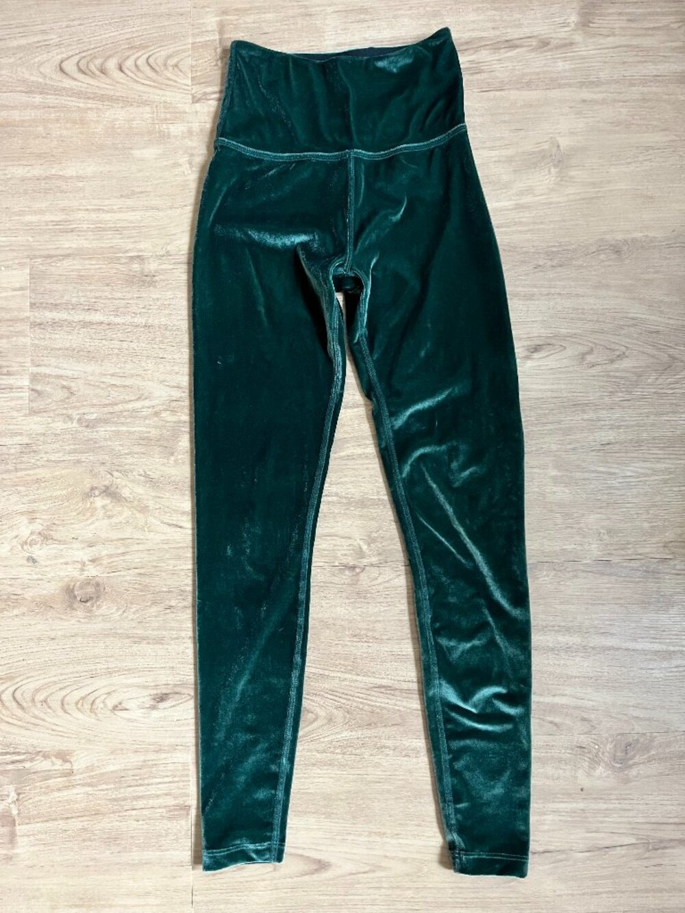 Beyond Yoga Velvet Motion High Waisted 7/8 Yoga Leggings - Forest Green | XS